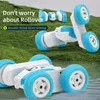 Party Favor pour les enfants Mini-contrôlée de voiture télécommandée Rabouillage double facette à 360 degrés Tipper tout-terrain Racing Toy Zhiyi