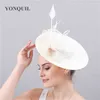 Berets Big Marron Fascinator pour le mariage Elegant Femmes Robe Formal Robe Phipiece avec bandeau Ivory Ladies Party Dinner Capeau CAP