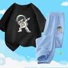 Kleidungssets 2024 Sommer Jugendjungen Kleidung Set Childrens Dance Astronaut kurzärmeliges T-Shirt+Long Pants Track Set 2PCS Fashion Funny Setl2405L2405