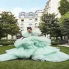 Superbes robes de bal à volants très gonflés en tulle