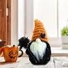 Dekoracja imprezy Halloween bez twarzy gnomy małe słodkie lalki trzymające dynię lub miotłę Autumn Tomte Fall Scandinavian Dwarf Elf