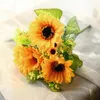 Dekorative Blumen 1 Bündel 7 Köpfe Sonnenblume Seidenkünstigblumblüte für Home Hochzeit Dekoration Wohnzimmer Party Tisch Fensterdekoration