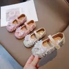 Sneakers 2023 Autumn New Little Girl Bow Princess Single Shoes Sweet Crystal Soft Sole Western Style for Girls H240513