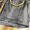 Damenjacken fashion schwarze Nylonjacke für Frauen hochwertiger Frachtpocket Safari -Stoff -Drop Schultern Mantel Lady 2024