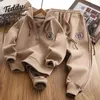 Kleding sets jongens sweatshirts broek kinderen pakken 2 stks/set cotton 2024 kaki lente herfst jogging pak tieners kinderen