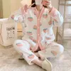 Multiple styles of flannel postpartum clothing, autumn and winter short hair, pregnant women's pajamas, coral velvet loose fit, large size breastfeeding