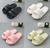 2024 Phantom Black Slippers Sandaler Slide Sandal Slipper Summer Home Soft Sules Chunky Pink Heels Flat Heel Flip Flops Gai Women Randed F525