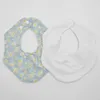 Bibs Burp Tissu 2pcs fleur ajusté Baby Bib Cotton Imperproof Saliva Mandkerchief pour garçons et filles alimentant des accessoires de tissu en rot pour bébé D240513