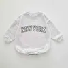 Комплекты одежды INS Childrens Boys New York Whotshirt и брюки для бег на 2023 г. Осенью новая девочка одежда для малышей и брюки с 2 частями Setl240513