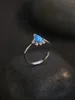 Cluster-Ringe gut aussehende Sterling 925 Silber Frauenring mit schillernden blauen Opal und Zirkon einfach eleganter Stil für tägliche oder Engagement