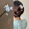 Clipes de cabelo clássicos de flor de flores de flores artesanais elegantes hanfu chinês estilo pérola pearl tassel wooden stick menina