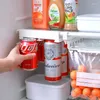 Armazenamento de cozinha 1 PC Soda de cerveja de linha dupla pode rack de geladeira de geladeira em prateleira para acessórios para organizadores de bebidas