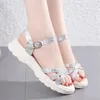 Slippers slingeren terug strappy krasovki voor vrouwen functionele sandaal vrouw schoenen sneakers sport special use kit nieuwigheid tientallen tientallen