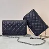 Designväska axelväska spegel kvalitet klassisk klaff koppling väskor lyx tote handväska kvinnor man väska pochette cross body calfskin lambskin quilted caviar