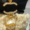 Pendenti designer di alta qualità Collane diamanti per la lettera a sospensione Caraccia marca catene da uomo donna 18k oro ciottolo gift di gioielli da sposa