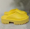 Designer -Hausschuhe Herren Sluxury Pantoffeln für Frauen Sandalfrauen Gummi Mode geeignet für verschiedene Orte Aktivitäten von Persönlichkeitslüftungssandalen