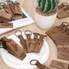 キーチェーン40ピース彫刻可能な木製のキーチェーンブランクユニークなDIYキータグを作成するのに最適な革のストラップ