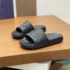 15A مصمم Slippers Sandals Platform Slippers Anti Slip Trendy Slippers Slippers يقيمون في المنزل جديدًا جديدًا من النعال ذات النعال الباردة المرتفعة