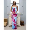 Digital bedruckte Sommerkleidung für Frauen mit einem High-End-Gefühl, verstellbarer Schnalle und geteiltes Hosenträgerrock, französisches Kleid für den Urlaub F51428