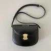 2024 Kreuzkörperhandtaschen Hobo Brieftaschen Unterarm Damen Sättel Bag Strand Herren Tasche Abend Clutch Luxurys Designer Pochette Kameraöglichkeit