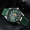 AAA New Fashion Watch Mens Quartz Quartz de haute qualité montre la main affichage de bracelet en métal simple luxe populaire de bracelet populaire Dhgate