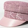 Taille s-xl patch work plat rose pu cuir rainure hatte militaire baker bak boys hat womens s garçons chapeau 240507