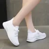 Chaussures décontractées Femmes Flats Lacet-up Trainers White Pink Platform Sneakers Ladies Sock Tenis Feminino Walking