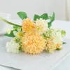 Fleurs décoratives de haute qualité de la soie artificielle Lilac balle chrysanthemum pour le mariage décor de Noël de Noël bride bride bouquet jardin