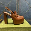Tasarımcı Kadınlar Elbise Ayakkabı Kalın Sole Kalın Topuklu Kama Sandalar Orijinal Deri Sole Rahat Yüksek Topuklu Ayakkabı Boyut 35-42 Kutu