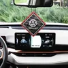 Auto stickers koolstofvezel auto hangende parfum hanger geur ornament voor vw golf bora passat jetta kever tiguan scirocco touran lavida t24051333