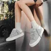 Casual skor bicolor stora dimensioner sabot kvinna lägenheter badminton fitness sneakers sport loafer'lar vietnam senaste specialbredd