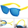 Lunettes de soleil mignons lunettes de soleil rétro silicone pour enfants filles et garçons de soleil doux pour enfants UV400 Anti Blue Light Sunglasses D240514