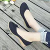 Lässige Schuhe Maogu 2024 Frühling Herbst Blume Ethnischer Stil Retro chinesischer Stoff an für Frauen Baumwollwäsche Runde Kopf Frauenschuh 42
