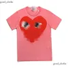 CDGS-skjorta sommarmens rädsla för ess t-shirts spela t-shirt kommit korta ärmkvinnor des Badge Garcons broderi hjärta röd kärlek de designer cdgs hoodie 405