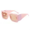 Lunettes de soleil carrées à cadre noir pour femmes concepteurs de luxe homme femme lunettes de soleil classiques vintage uv400 extérieurs Sungle Goggles Summer Beach Holiday Brand MOQ = 10