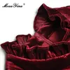 Abiti casual Moaayina Autumn Fashion Designer Wine Red Vintage Velvet Dress Women's Ruffles Collar Single Sfrigo