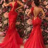 2019 Vermelho Sheer See através de vestidos de baile de sereia sem costas Tulle Tulle Tulle One ombro