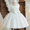 Robes de fille en bas âge pour bébé fille robe grand arc robe baptême de fête d'anniversaire bébé mariage blanc princesse robe baptême tutu robe moelleuse y240514