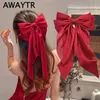 Accessoires de cheveux à l'extérieur Large Satin Red Bow Clip Hair Condente pour les mariages pour femmes