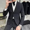 Costumes masculins 2024 Vêtements de marque Men Spring High Quality Casual Business Suit Male Slim Fit Fashion Groom Tuxedo / Man Robe de couleur solide Blazer