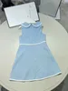 Top dziewczyna sukienka Pearl Flower Decoration Sukienki dla niemowląt Rozmiar 110-160 Dziecko spódnica projekt bez rękawów