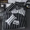 Bonenjoy czarno -białe okładki łóżka w paski Colo Singi SingletWind -podwójnie Quilt Arkusz z poduszkami Zestaw pościeli 240510