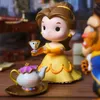 Pop Mart Fairy Tale Princess and Her Friends Series Blind Box Dessie Sac Toy Doll Animation Action personnage de bureau Decoration Gift 240513