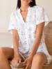 Roupas domésticas 2024 Summer Beach Wear Women 2piece Pijama Conjunto de impressão gráfica Camisa de fechamento de botão de manga curta com shorts