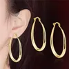 20st/Lot Shine Gold Color Women örhängen mode slät båge örhängen för kvinnor engagemang bröllop smycken gåva