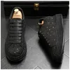 2024 NIEUWE RIEDESTONE PIKES platte lederen schoenen mode mannen borduurwerk loafer jurk roken slipper casual diamanten schoen 38-43