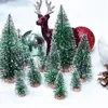 パーティーデコレーション25 PCSミニチュア人工クリスマスツリー5サイズDIYクラフト用の木製ベース付きサイズのシルクウッド
