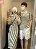 Vestidos casuais combinando casas roupas roupas masculinas femininas femininas férias férias no dia dos namorados garotas fofas de algodão listrado camiseta