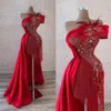 顧客はしばしばプロムドレスを購入しましたラインイブニングドレス赤い肩のスパンコール床の長さチュールとフェザー3Dフラワービーズシーケイ239S
