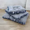 Lits de chats meubles épais coussin de sommeil pour animaux de compagnie pratiques motif de dessin animé chat coton de sol chaud coton / toile de chien coton de chien automne automne